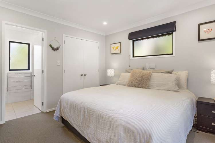 49d Flaxdale Street Birkdale_10