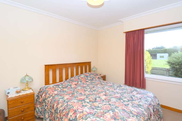 215 Findlay Road Ascot_19