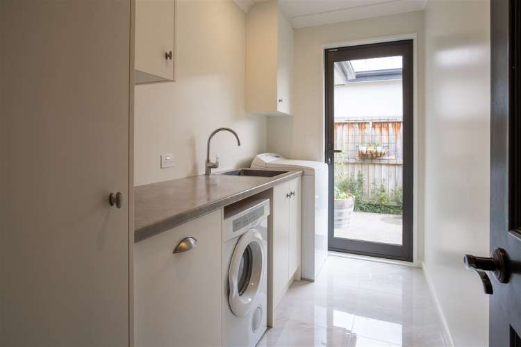 81 Windermere Road Papanui_24