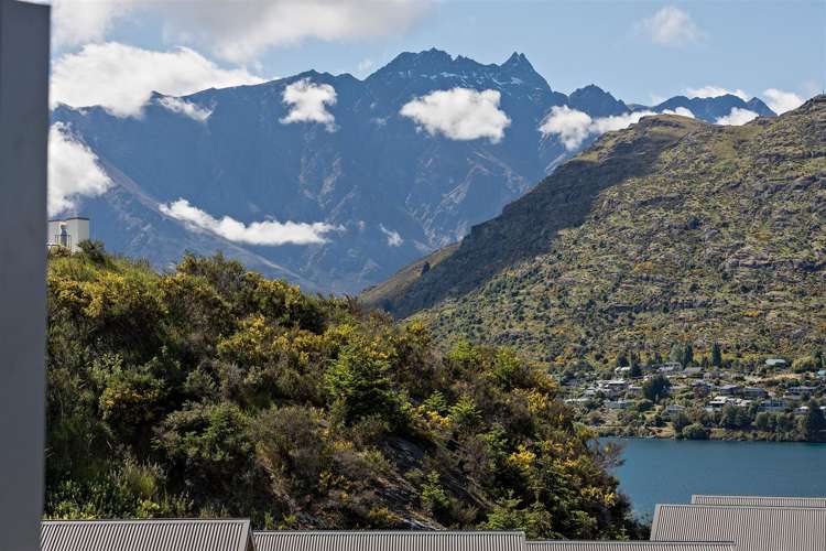 8a/643 Frankton Road Queenstown_7