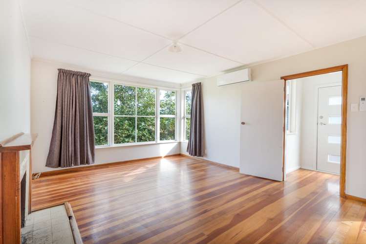 6 Hereford Street Cannons Creek_6