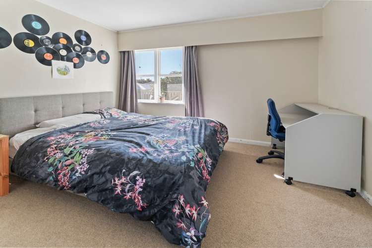 12 Hilliard Street Stoke_15