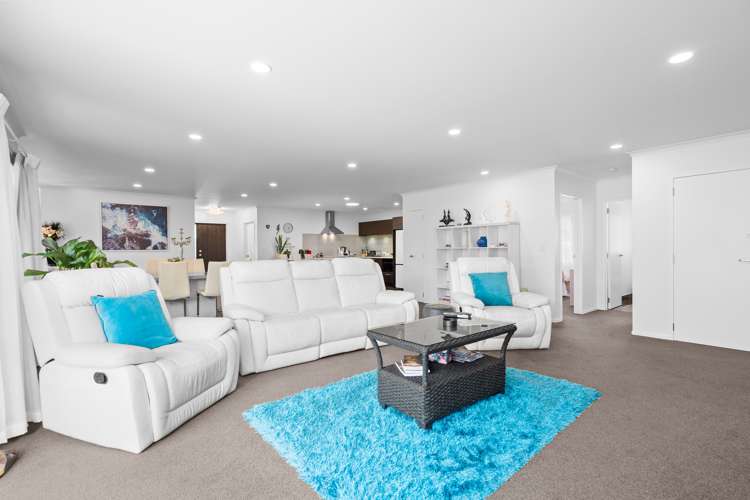 8 Stace Hopper Drive One Tree Point_19