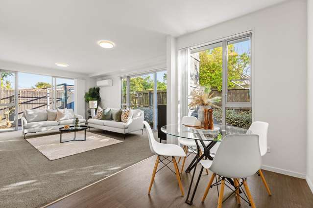 5/670 Ferry Road Woolston_2