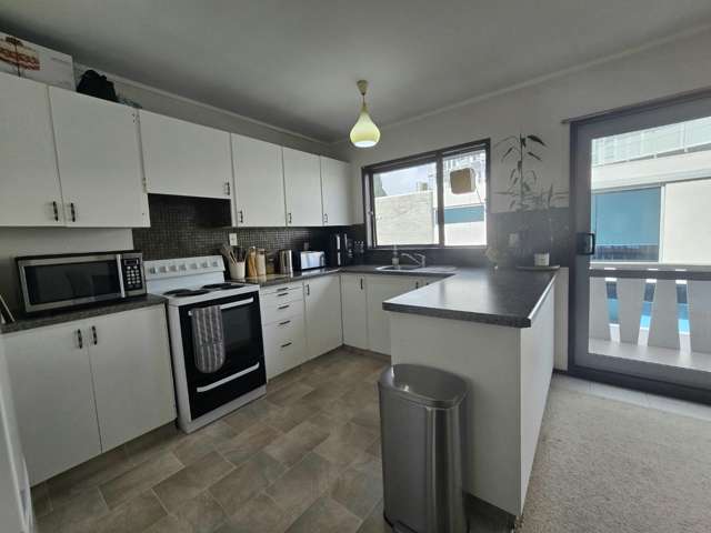 4/12 Brown Street 11234_3