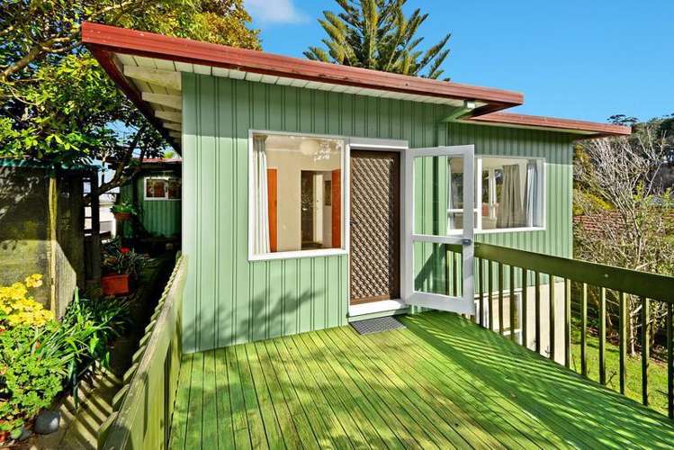 78 Ravenwood Drive Forrest Hill_2