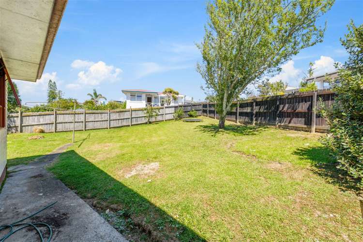 38 Meilland Place Glen Eden_1