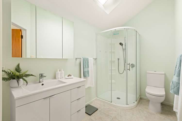 1/102 Churchill Road Rothesay Bay_24