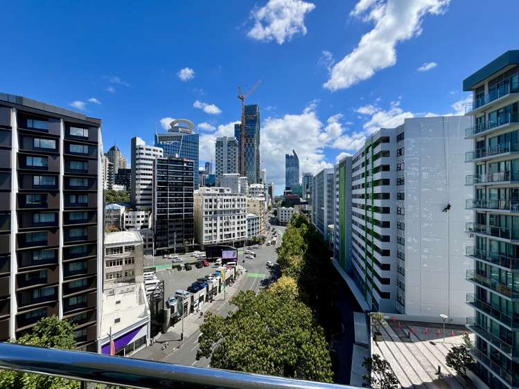 1212/30 Beach Road Auckland Central_9