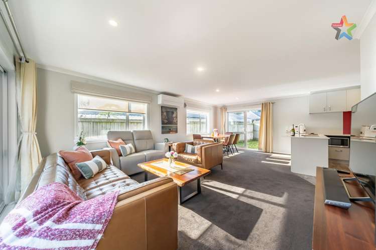 7 Brian Hughes Road Wainuiomata_9