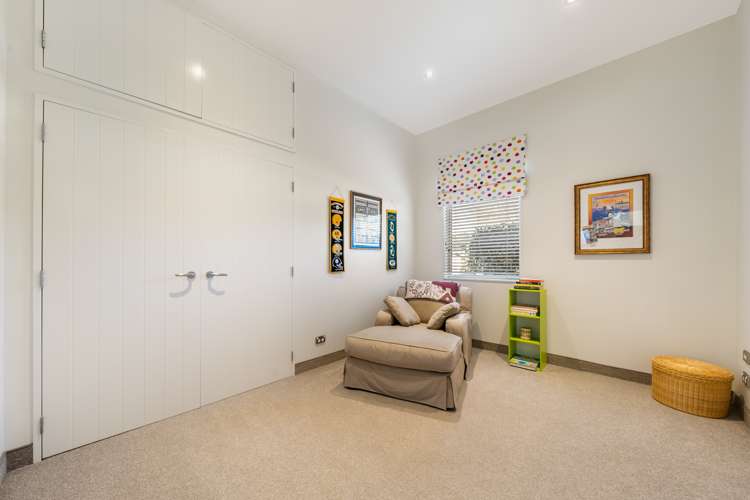 46 Mary Huse Grove Manor Park_17