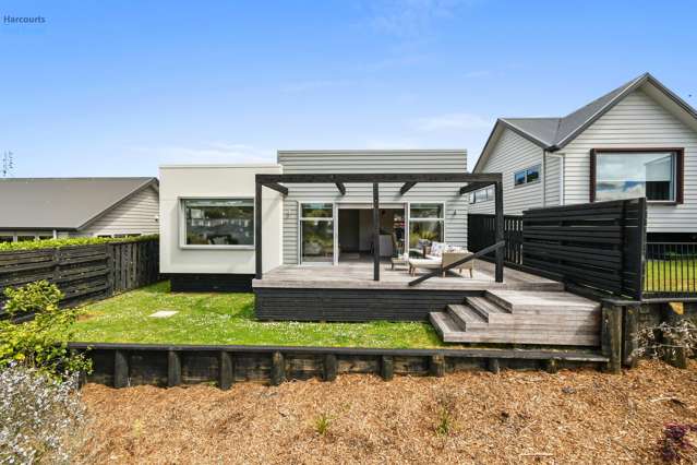 RESERVE-SIDE RETREAT