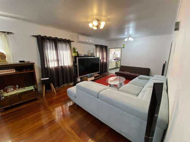 9 Pinewood Street Avondale_2