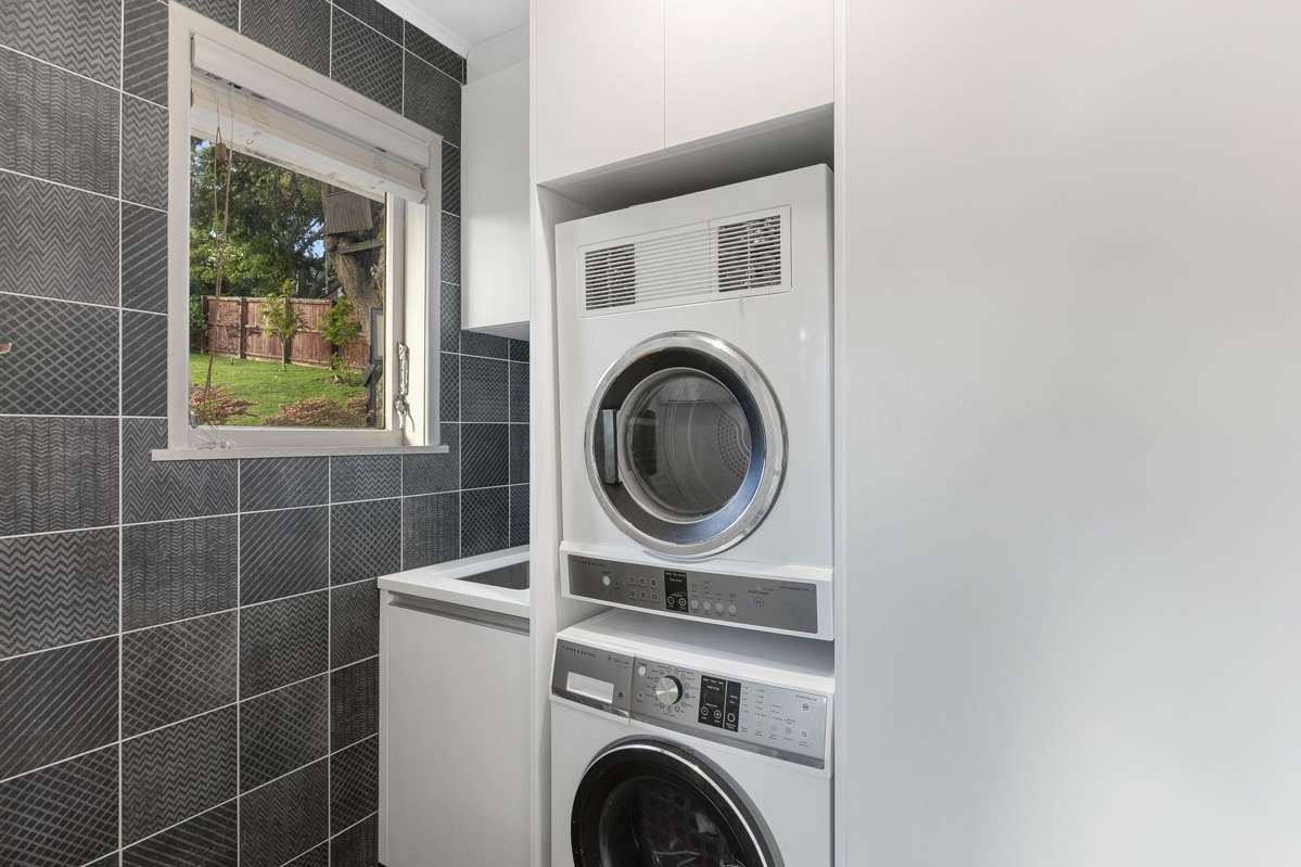 11 Stott Avenue_4