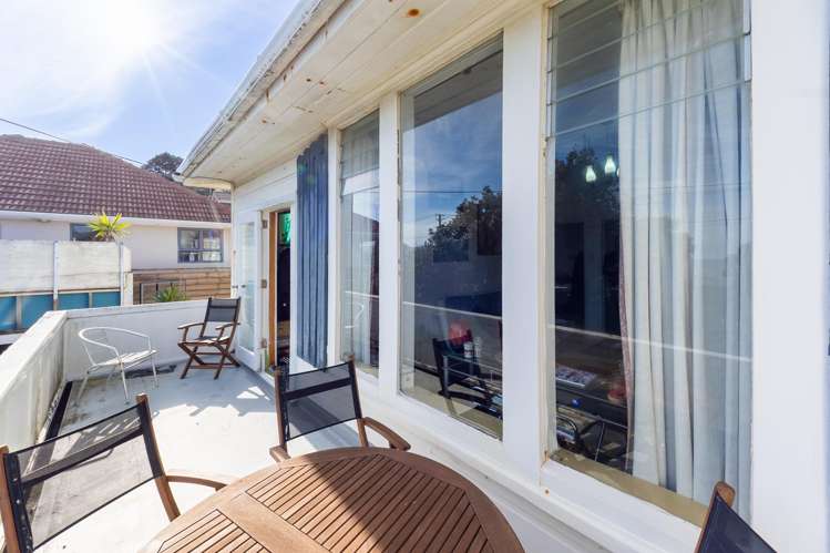 25 The Esplanade Raumati South_12