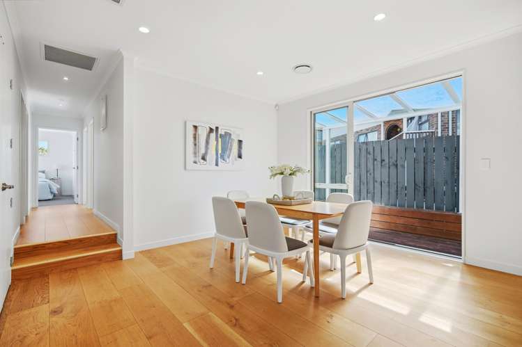 14A Porter Avenue Te Atatu South_8