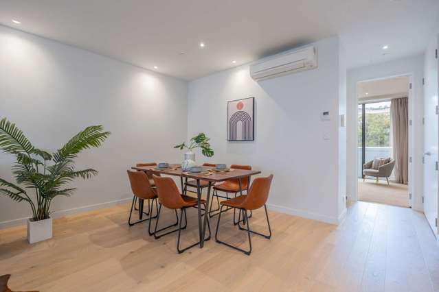119/223A Greenlane West 1662_4