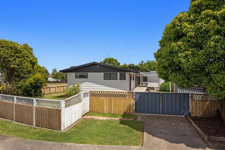 1 Edgewater Grove Whakatane_1