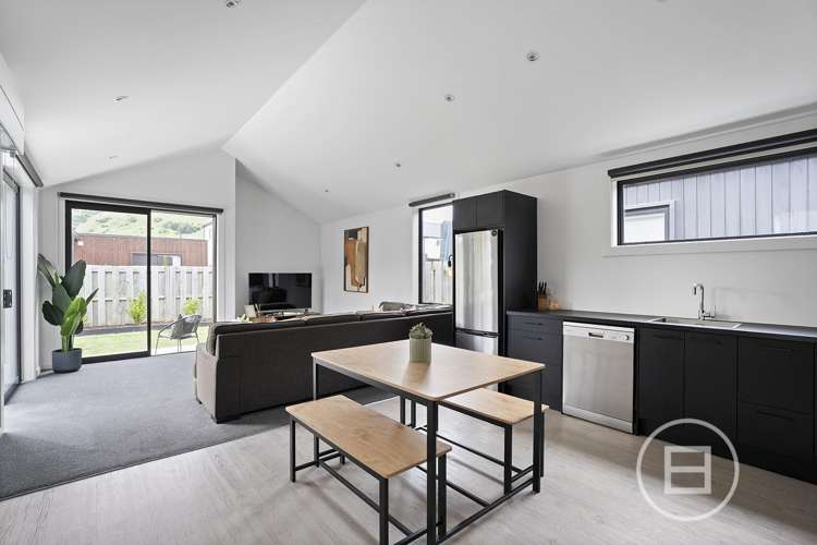 5 Bellamore Street Lake Hayes_4