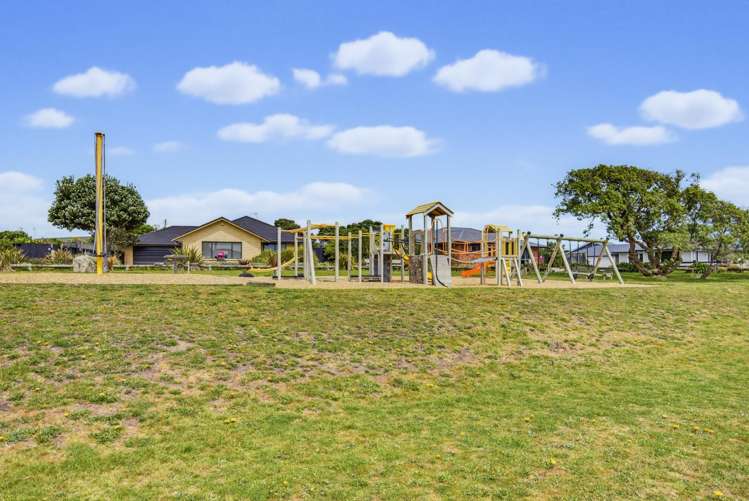1 William Noel Place Waikanae Beach_36
