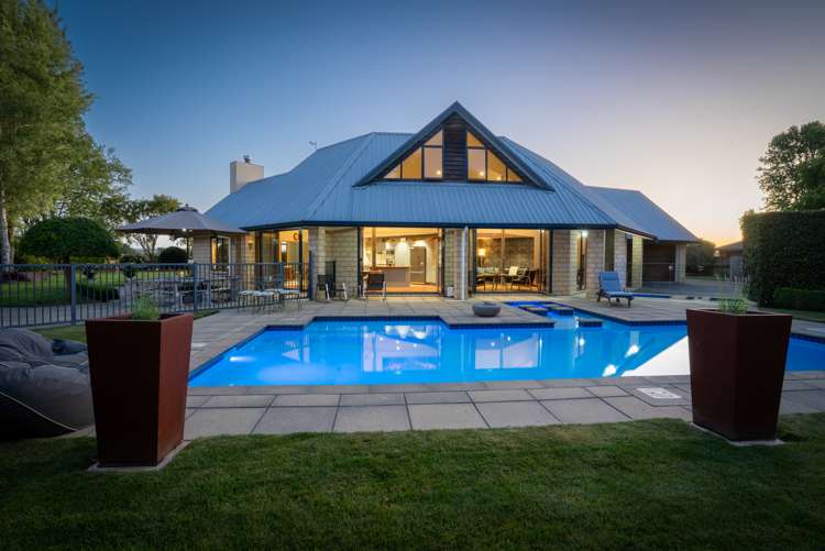 5 Curnow Place Leamington_38