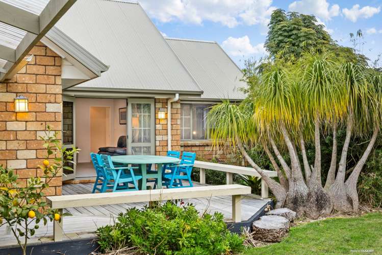 15 Awaroa Stream Drive Waiuku_16