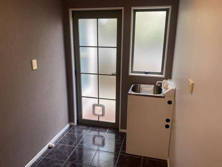 11 Shelter Grove Frankleigh Park_15