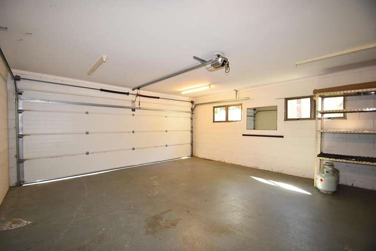 24 Domain Crescent Muriwai_23