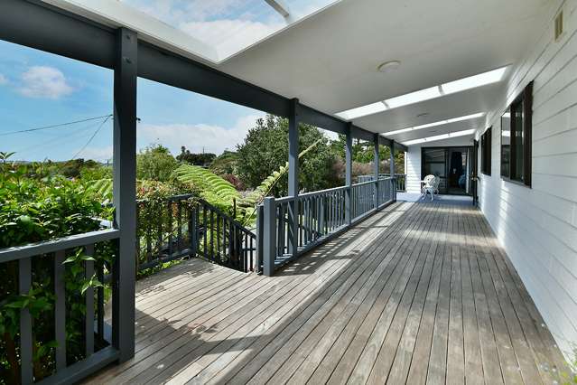 17 Waiora Road Stanmore Bay_1