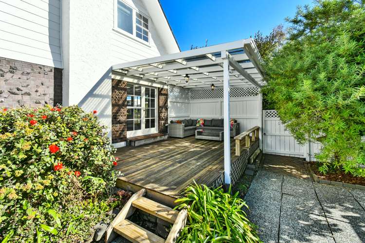 2 Rochas Place Clover Park_25