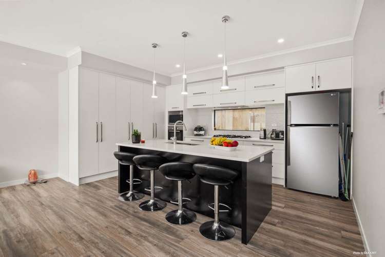 139 Colonial Drive Silverdale_8