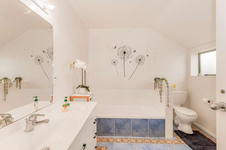 10 Glengavel Grove Papakowhai_28
