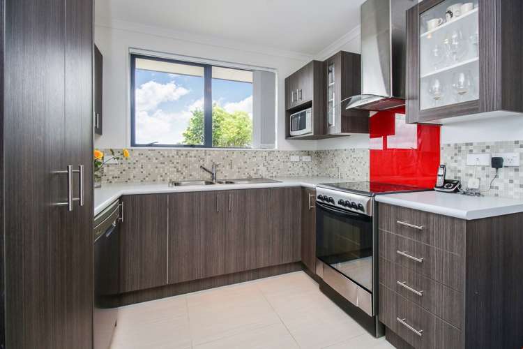 16 Plumstead Rise Glen Eden_4