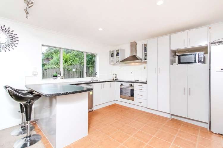 15a Wattle Street New Lynn_4