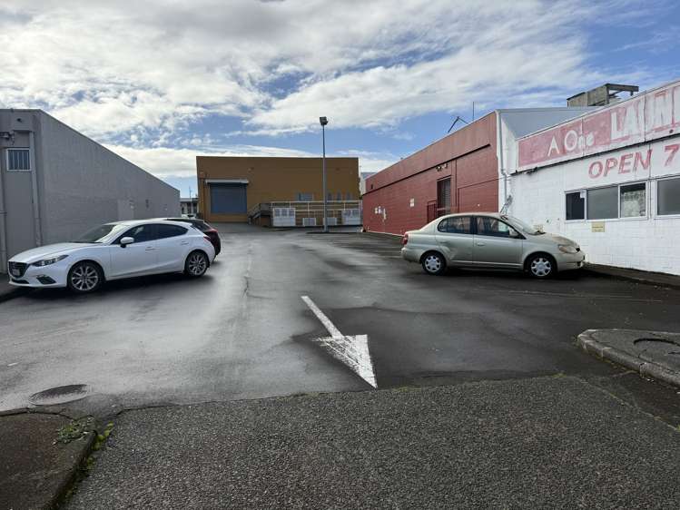 131 Great South Road Papakura_13
