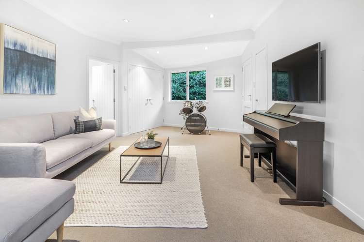 54 Memorial Drive Hamilton East_10