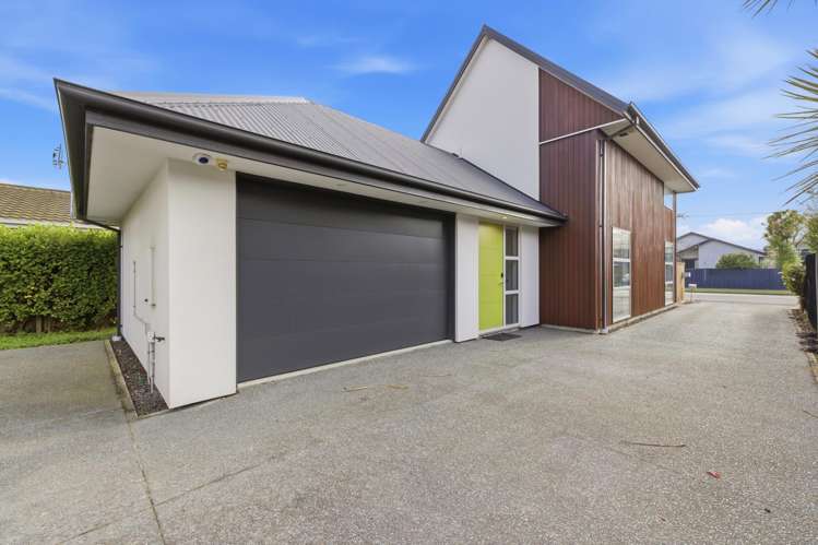 132 Edgeware Road Saint Albans_18