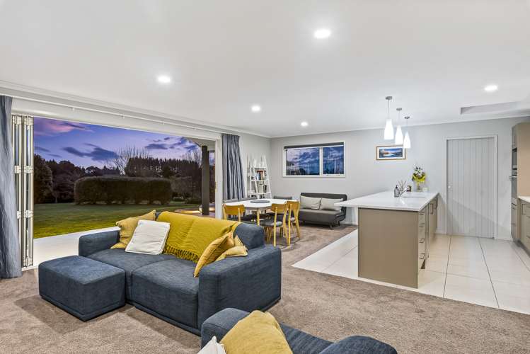 18 Mountain View Drive Manakau_5