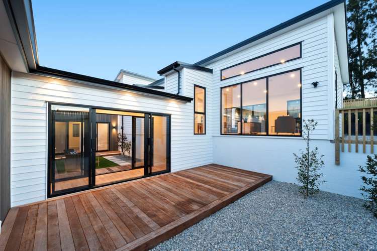 18 & 18a Katote Avenue Swanson_41