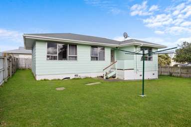 38 Burundi Ave_2