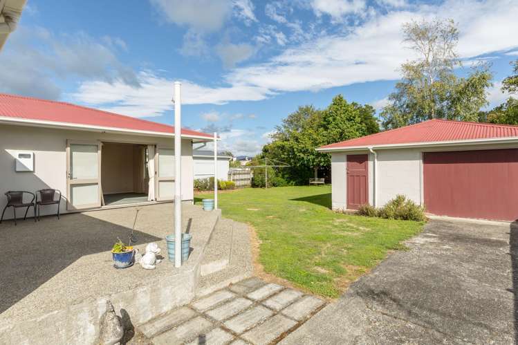 13 Armstrong Avenue Carterton_13