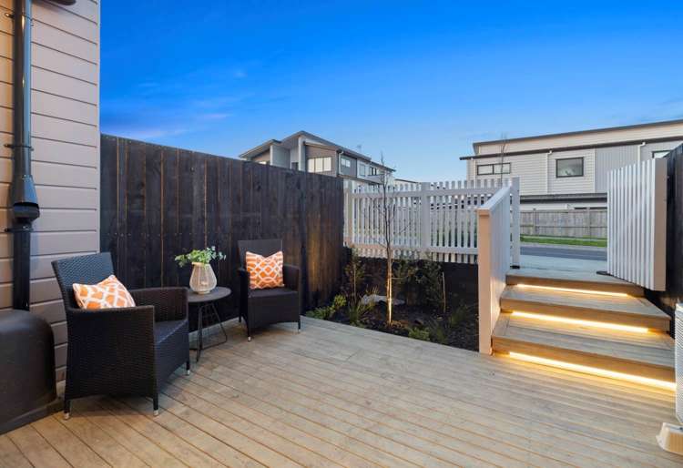 32 Observation Green Hobsonville_14