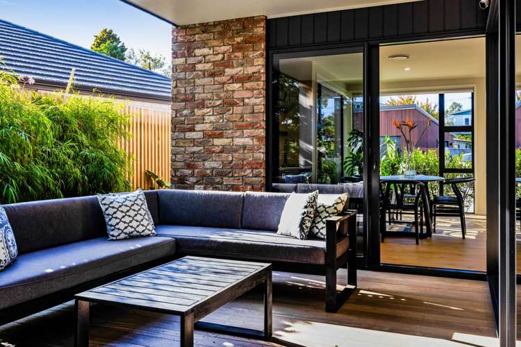 7 Mackillop Way Brooklands_21