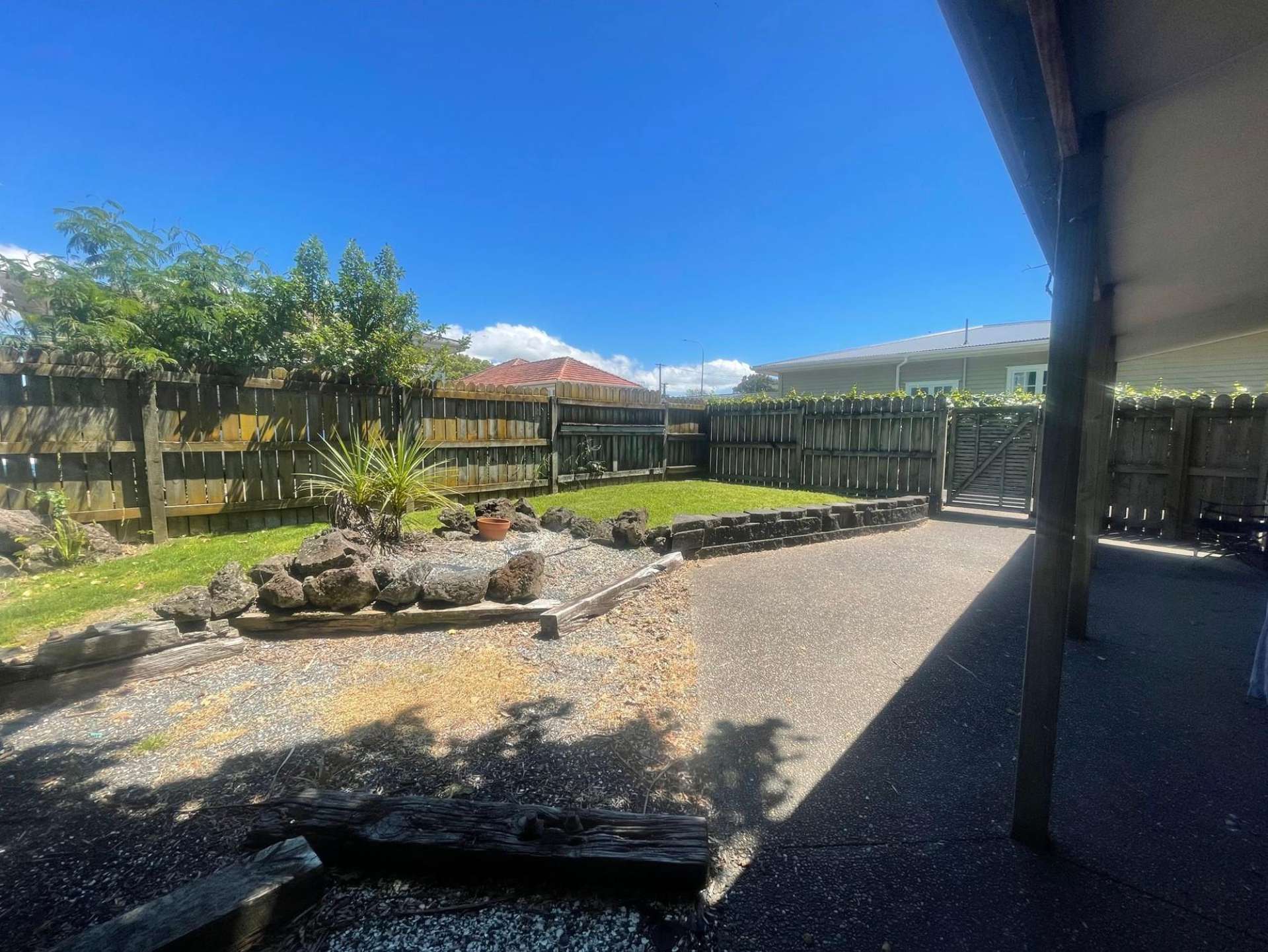  A/1598 Great North Road Waterview_0