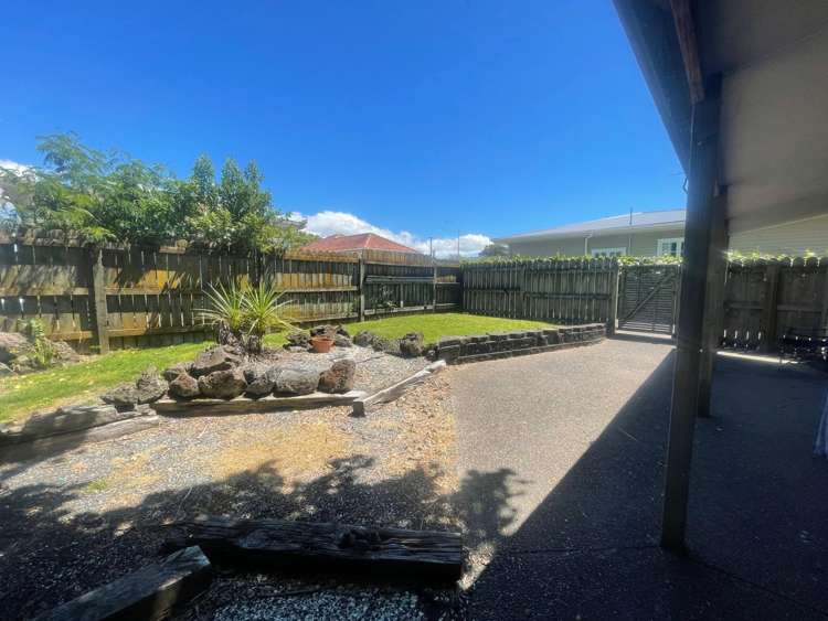  A/1598 Great North Road Waterview_1