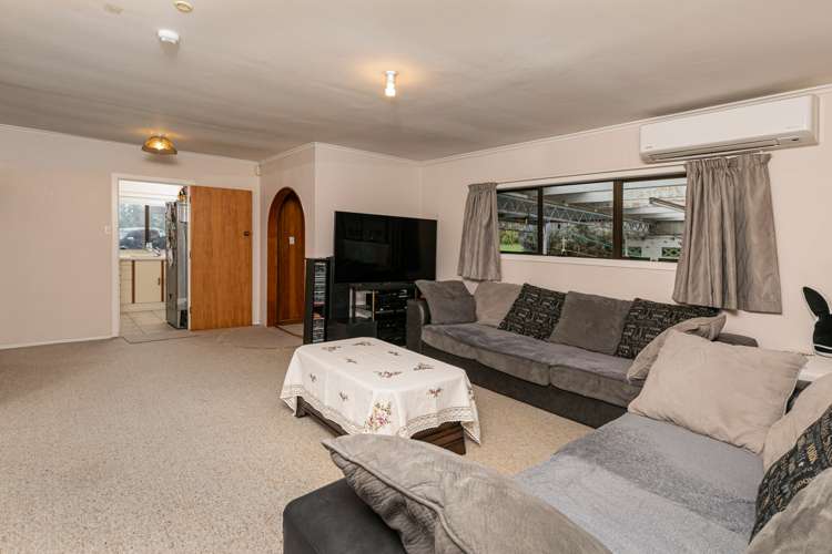 83a Glengarry Road Glen Eden_5