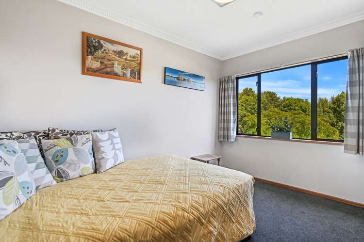 19 Westfield Avenue Templeton_11