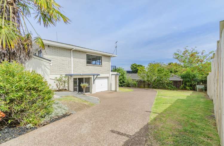 1/8a View Road Papakura_10