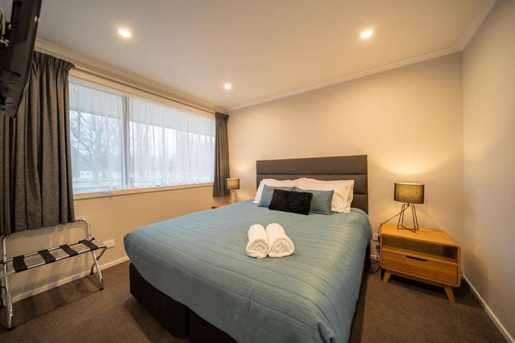 27 Dusky Street Te Anau_4