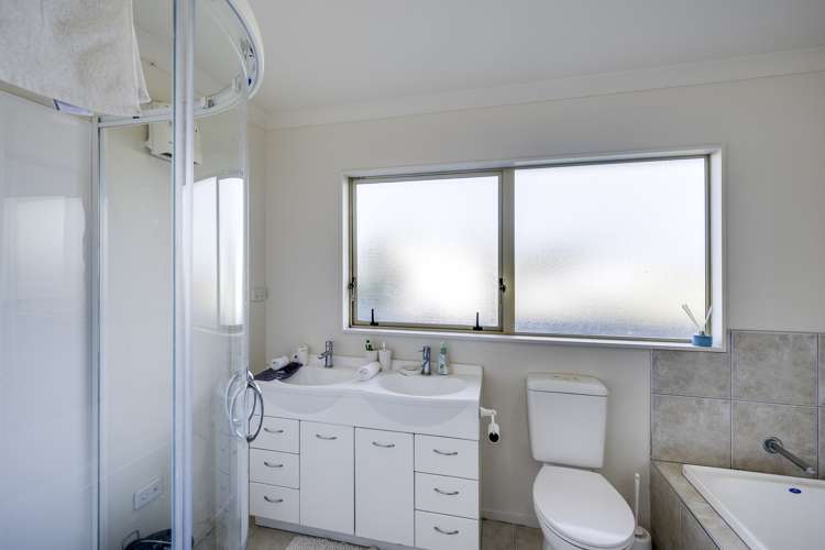 29a Te Awa Avenue Te Awa_10